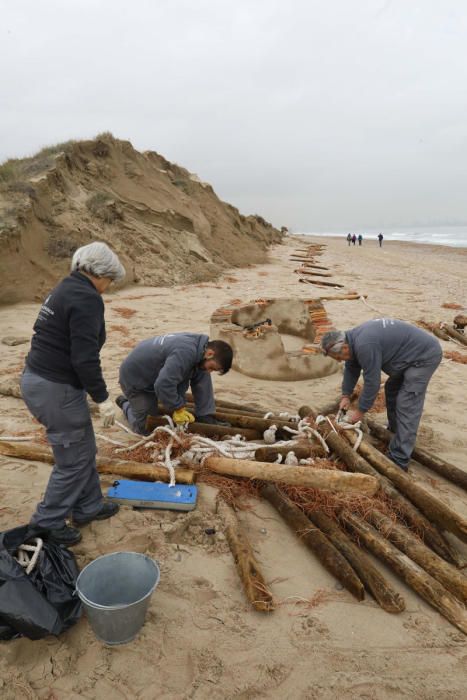 Desperfectos del temporal en las playas del Perellonet y El Saler.