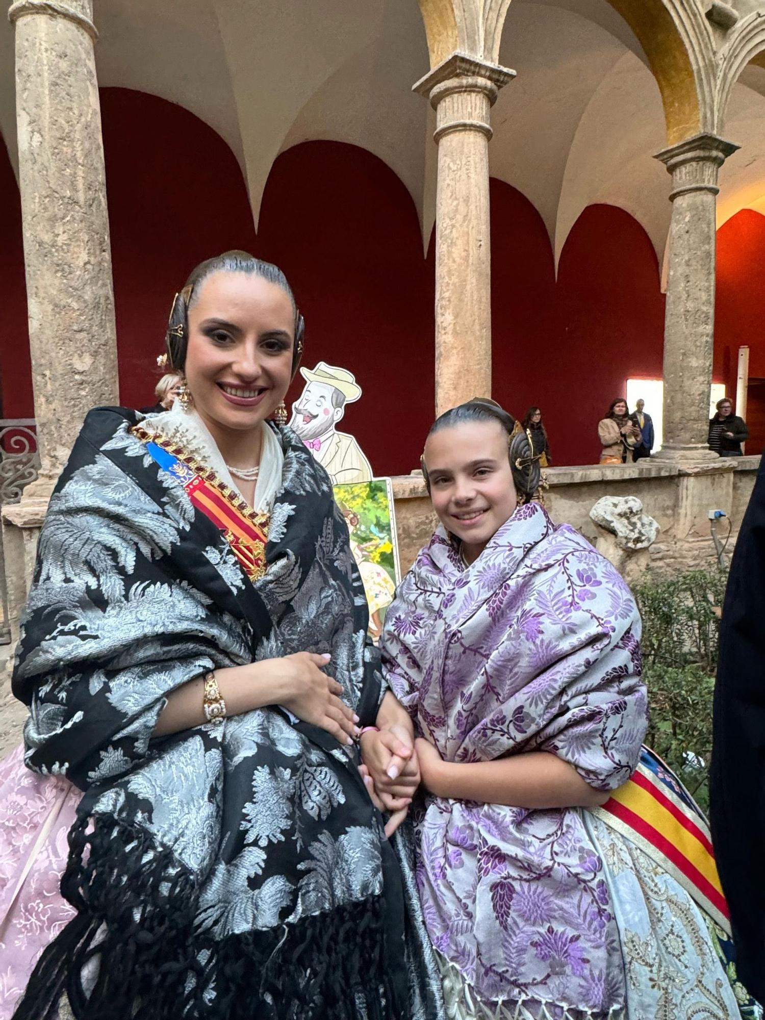 María Estela Arlandis, Fallera Mayor de Valencia de 2024 y Marina García Arribas, Fallera Mayor Infantil 2024, en el Centro del Carmen  de Cultura Contemporánea.