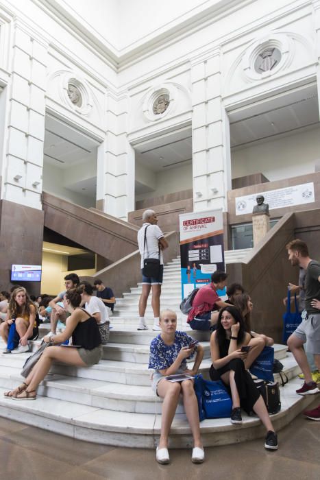 La Universitat de Valencia da la bienvenida a los Erasmus y estudiantes internacionales