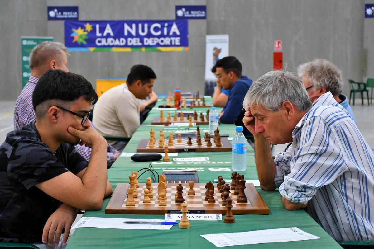 En el torneo participaron cerca de 90 jugadores del más alto nivel, siendo la media de ELO del mismo superior a los 2000 puntos, contando con la participación de 14 Grandes Maestros de la FIDE.