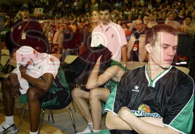 Temp 2003-2004 (Sevilla): Final TAU ¿ DKV Joventut