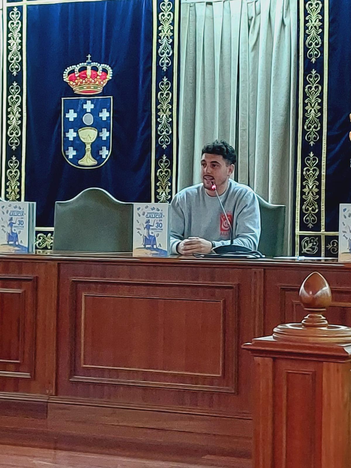David Gesteira noutro acto ao redor do libro "A historia de Galicia en 30 obxectos"