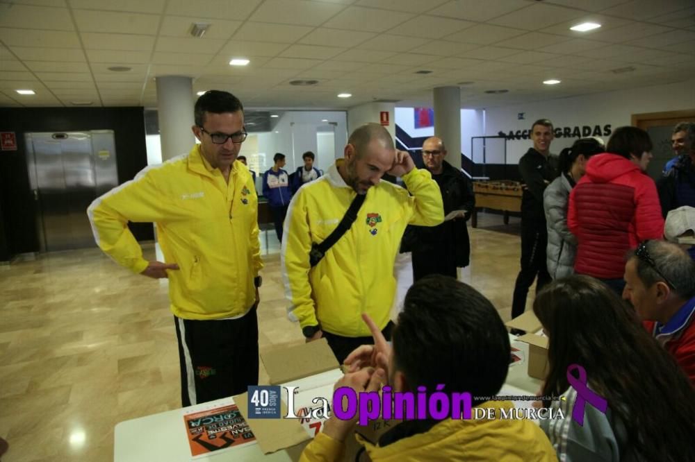 Recogida de dorsales, ambiente y salida de la XXXI Media Maratón Ciudad de Lorca