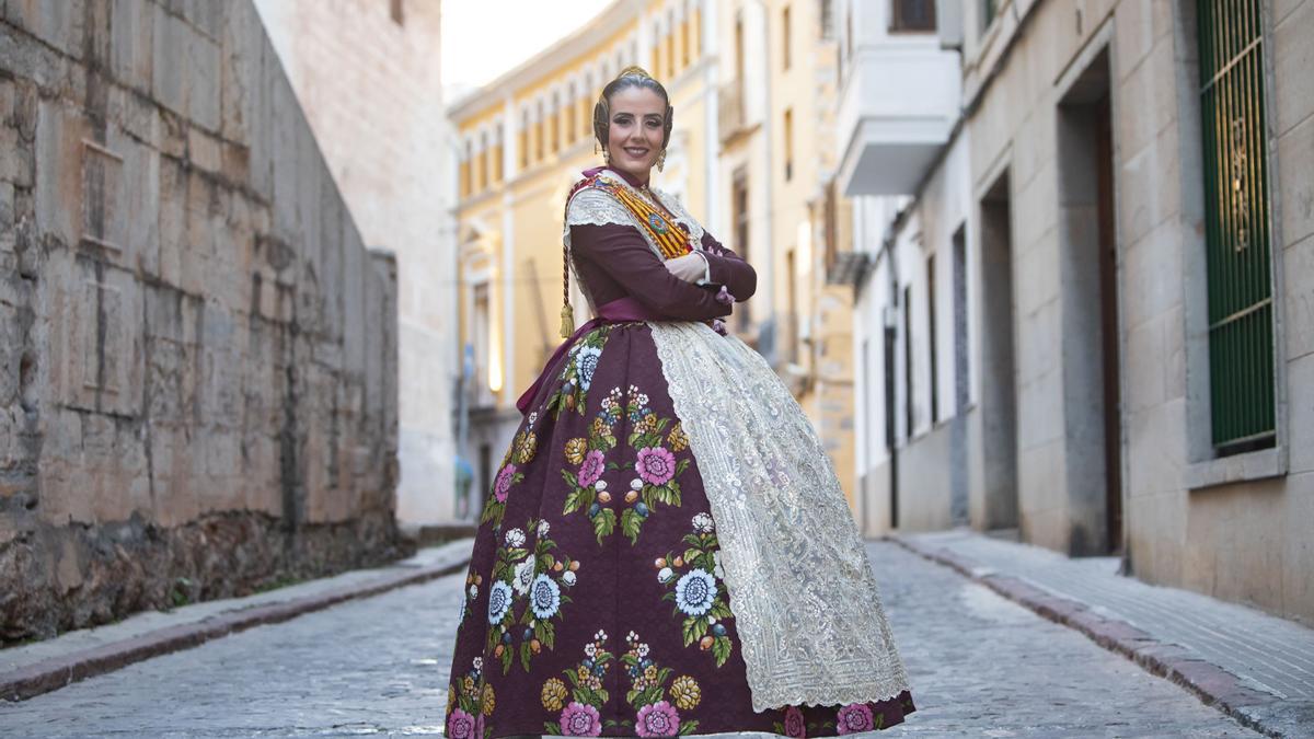 Falleras mayor de la FJFS, Claudia Ramón.