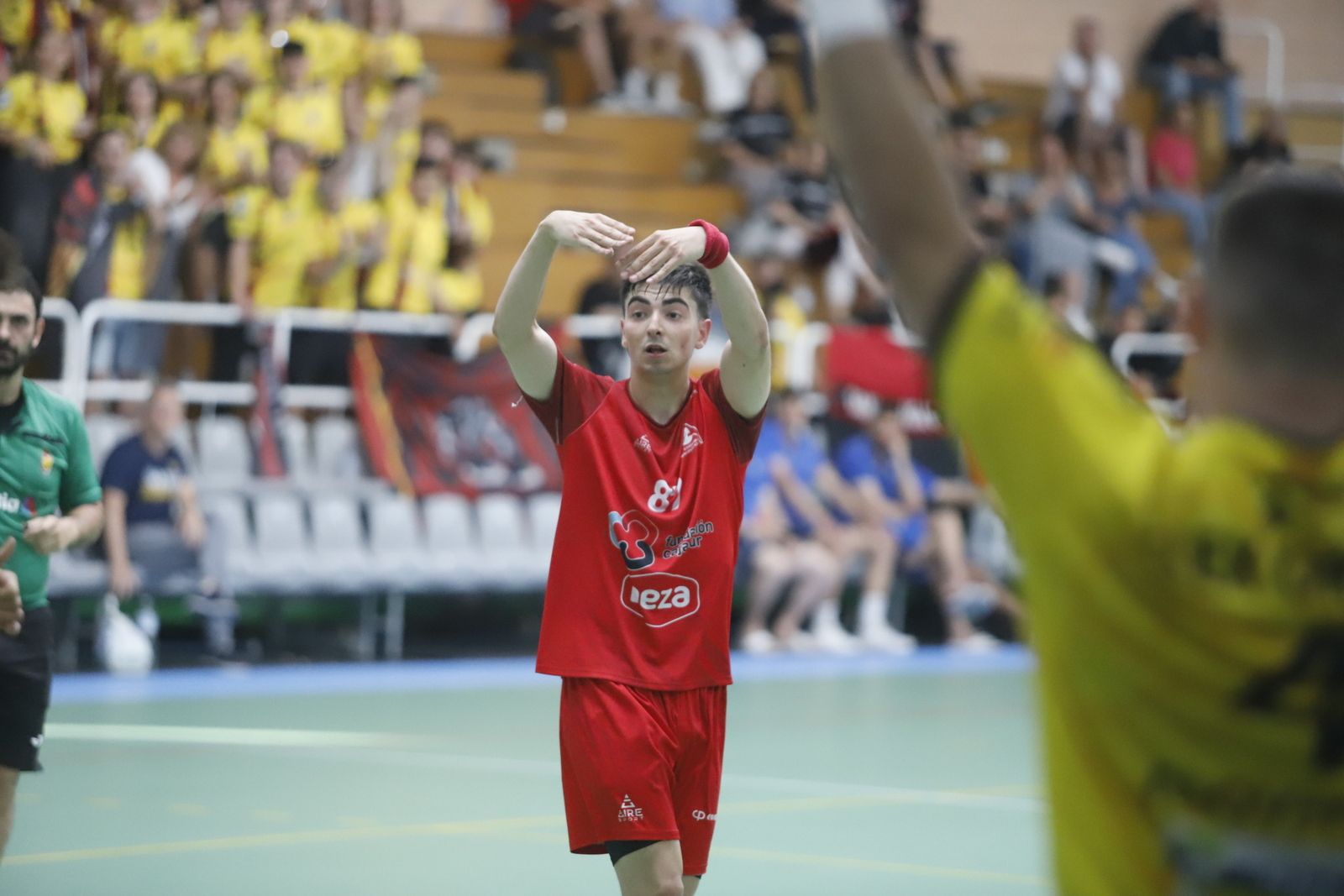 El Cajasur Córdoba BM - Handbol Sant Cugat en imágenes
