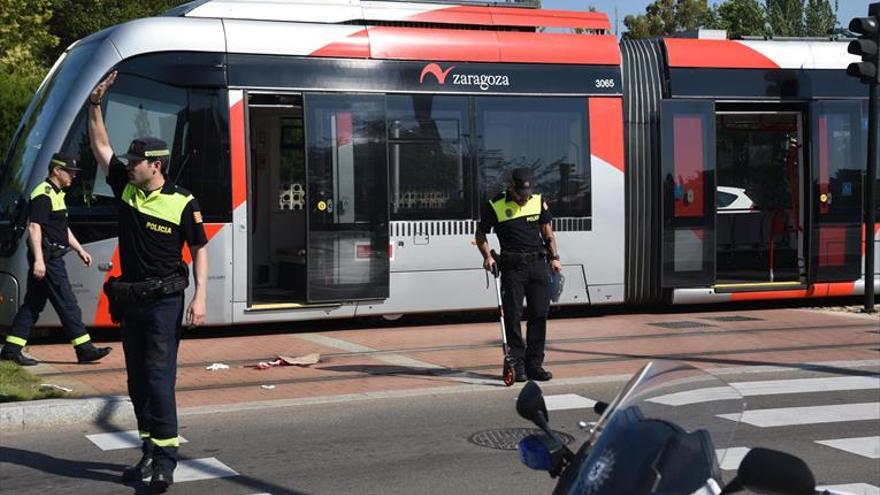 Un ciclista y dos peatones, arrollados en Zaragoza