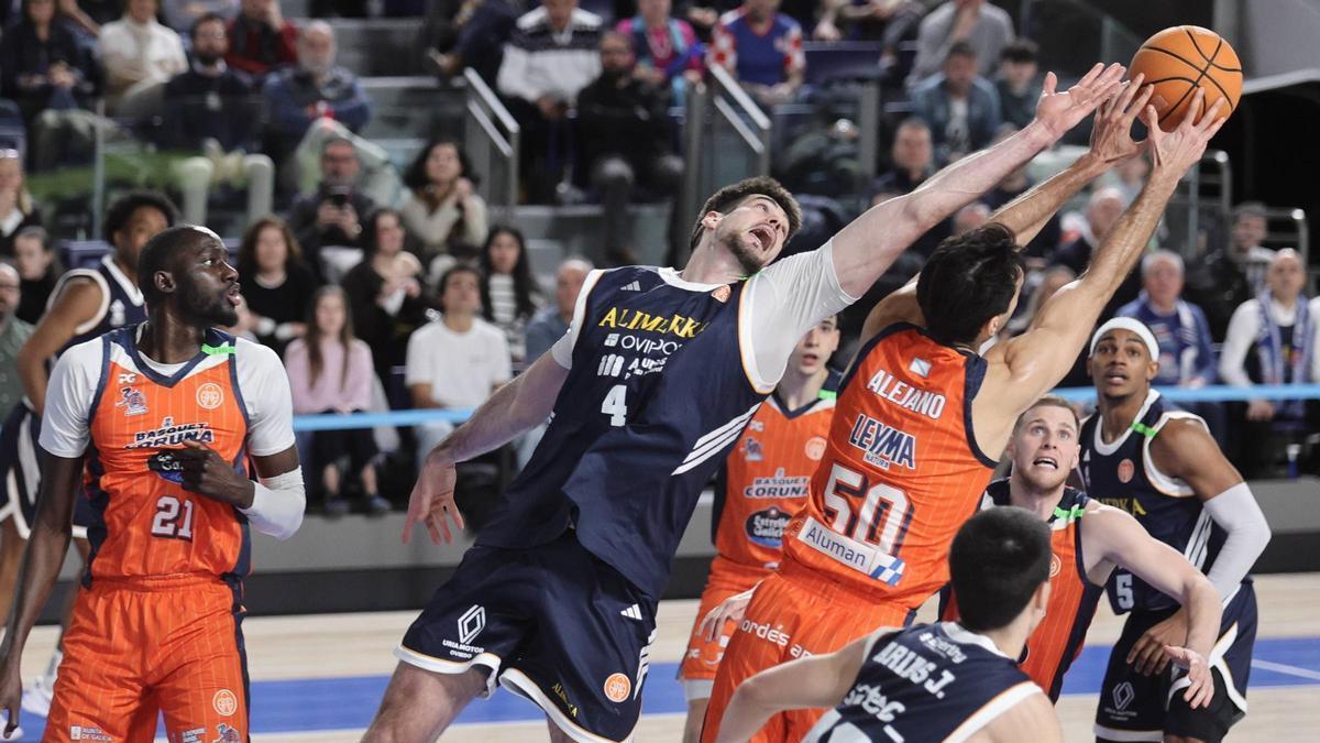 Todas las imágenes del Alimerka Oviedo Baloncesto-Leyma Coruña disputado en el Palacio de los Deportes (84-89)