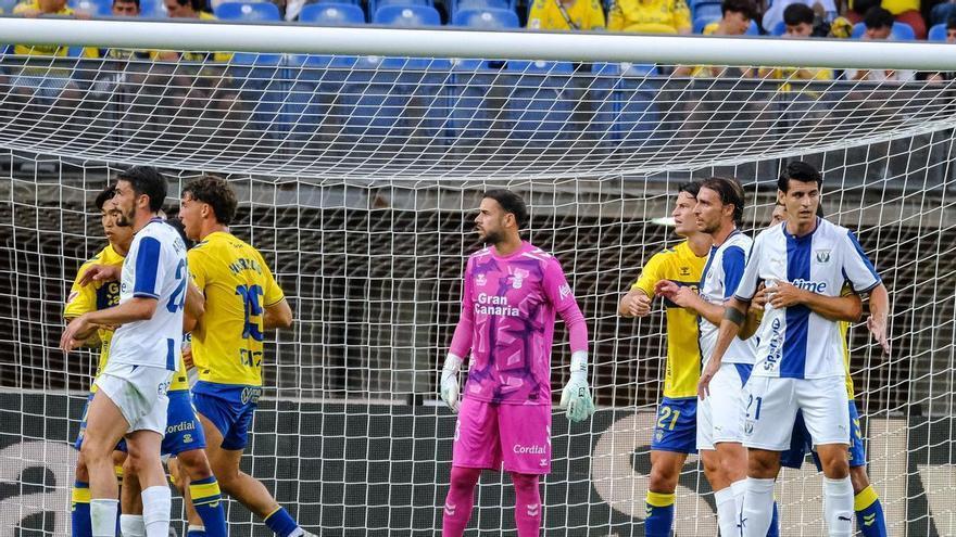 Ni Kirian Rodríguez ni Manu Fuster, el indiscutible de la UD Las Palmas es Churripi