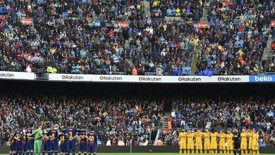 Un Messi fantástico acerca el título de Liga al Camp Nou