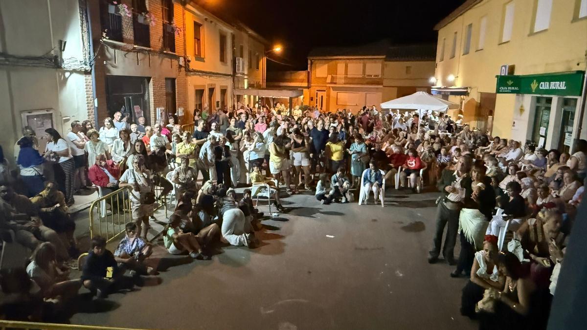 Imagen de la edición anterior del festival benéfico organizado en Fuentes de Ropel.