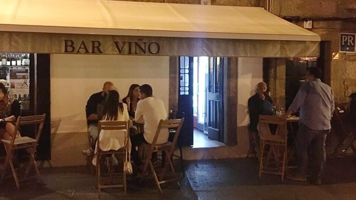 El 'Bar Viño' está situado en la Praza de Mazarelos, en Santiago de Compostela.