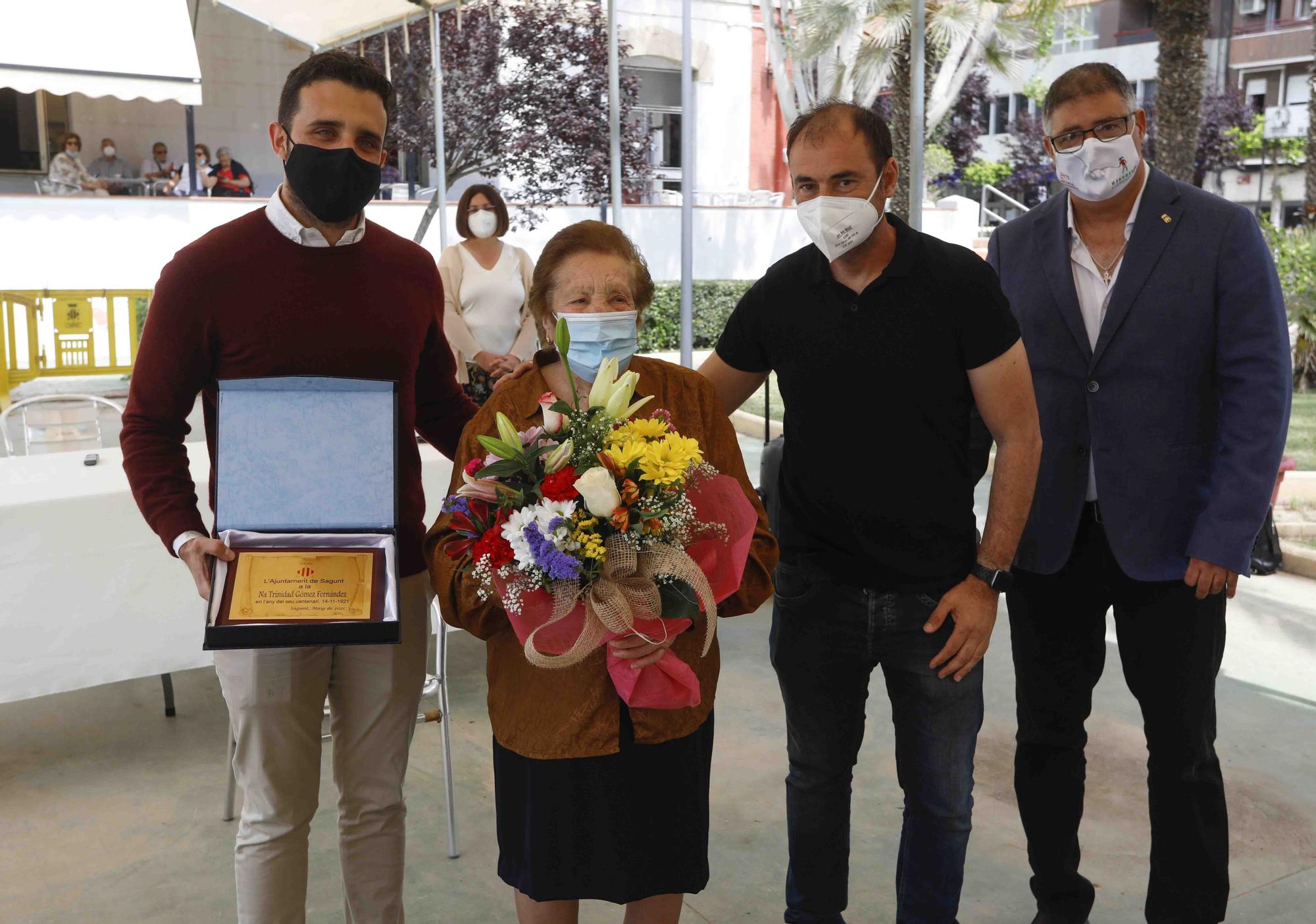 Sagunt rinde homenaje a sus mayores centenarios.