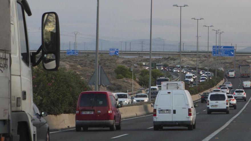 Fomento invierte 6 millones en mejorar la circunvalación y la autovía Alicante-Villena