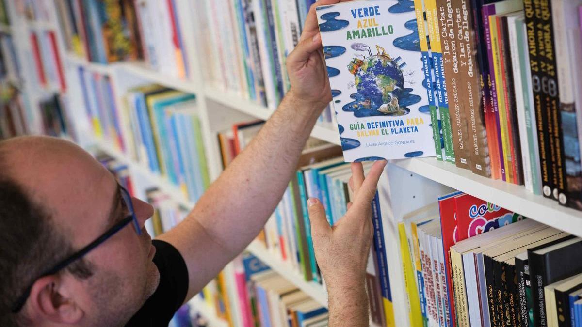 Un detalle de la librería El Barco de Papel, en El Sauzal.