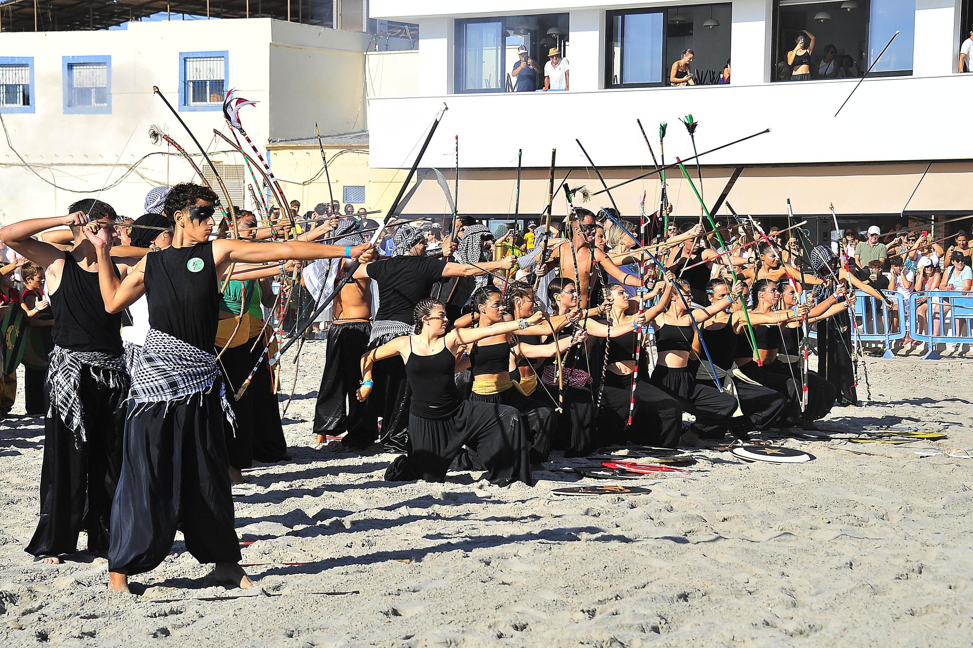 FIESTAS SANTA POLA. Asalto moro en la playa de Levante.