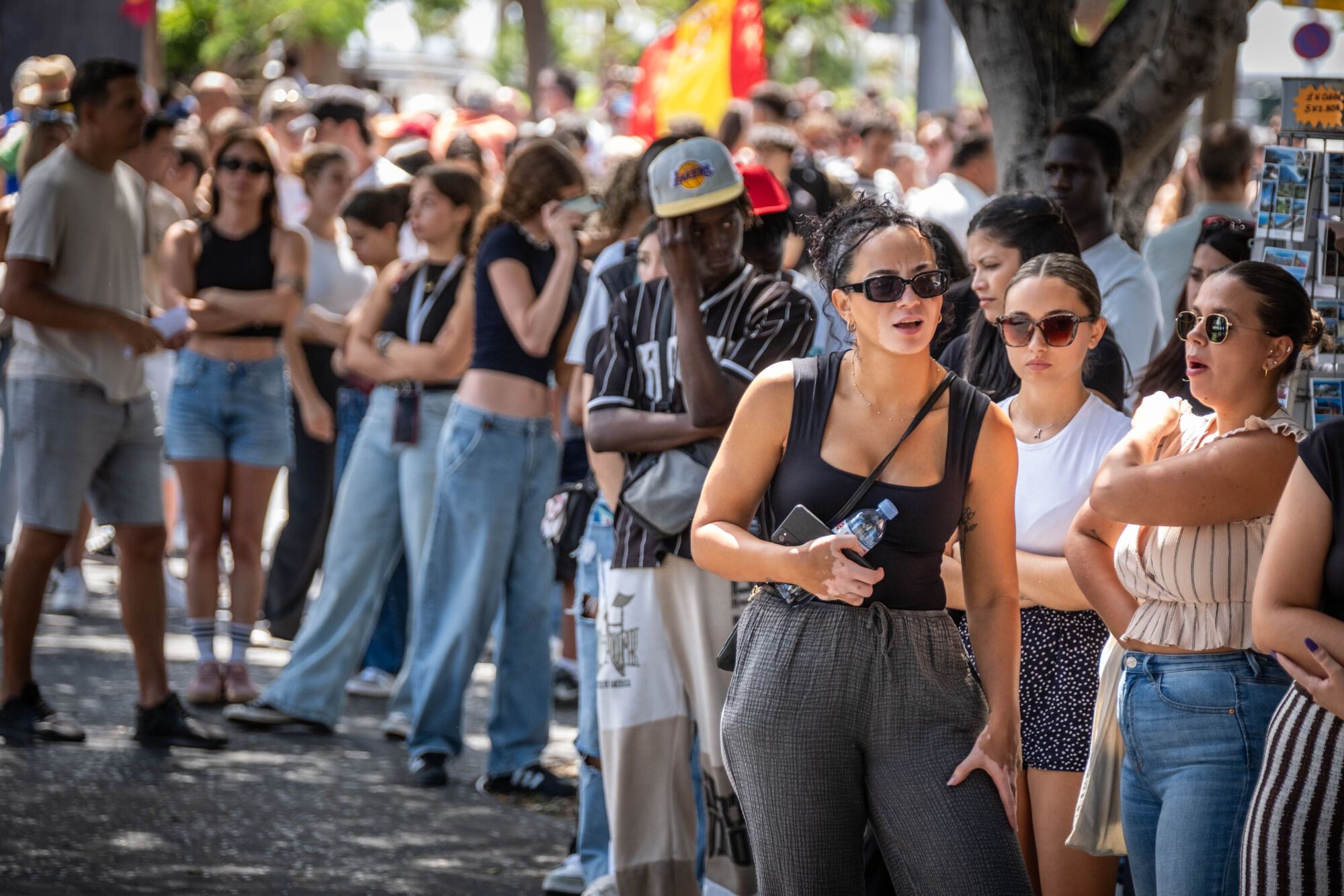 Casting multitudinario y especia  para reclutar 500 personas para el Cook Music Festival.