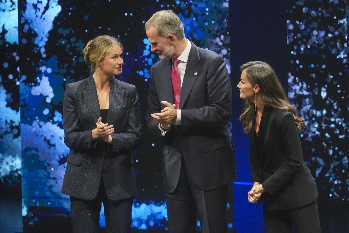 Los Reyes y Leonor, el 23 de julio en Barcelona, durante la entrega de los Premios Princesa de Girona.