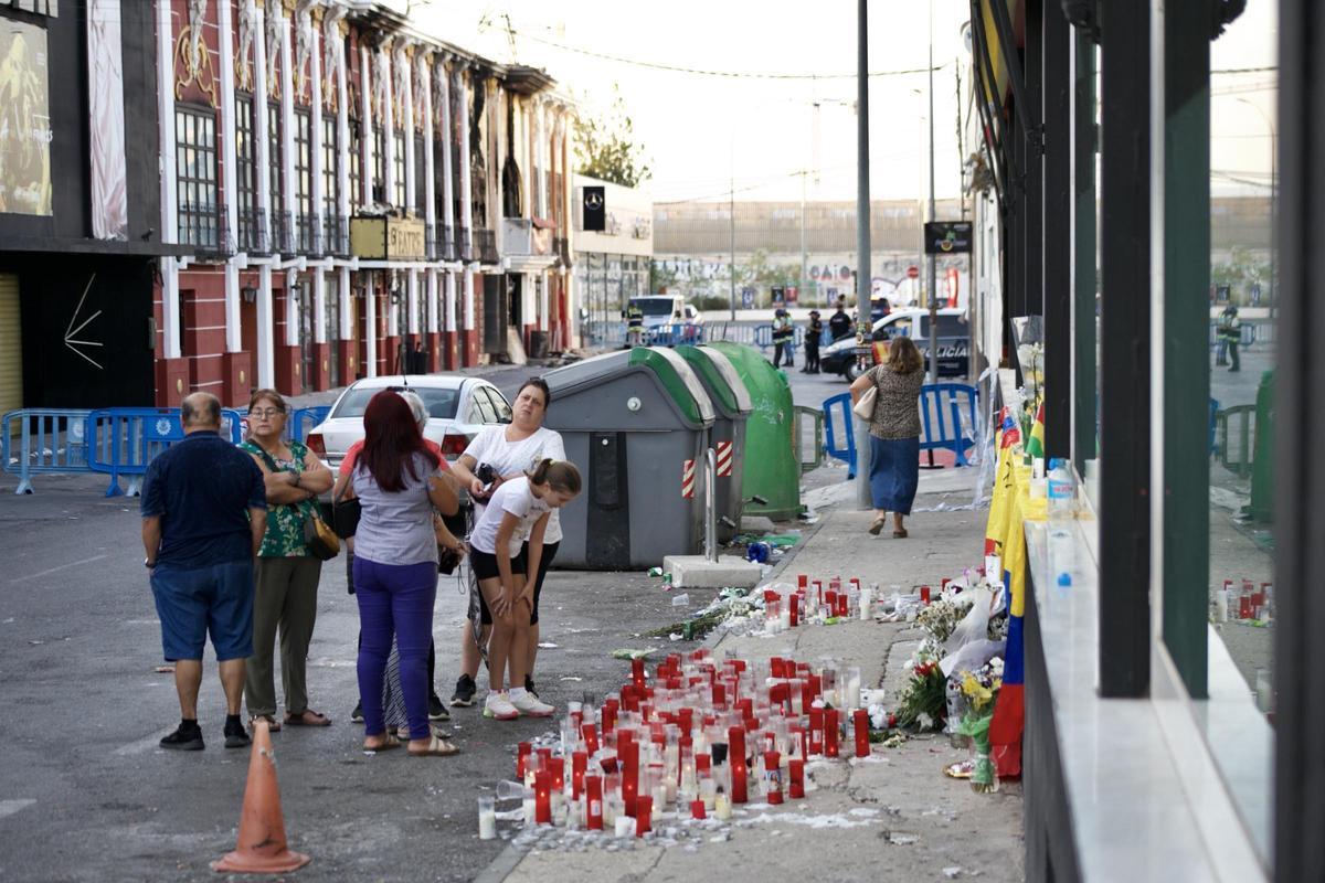 La ‘zona cero’ de Atalayas, en la cual este lunes seguía habiendo un altar a los difuntos y donde este martes se procederá al desescombro.