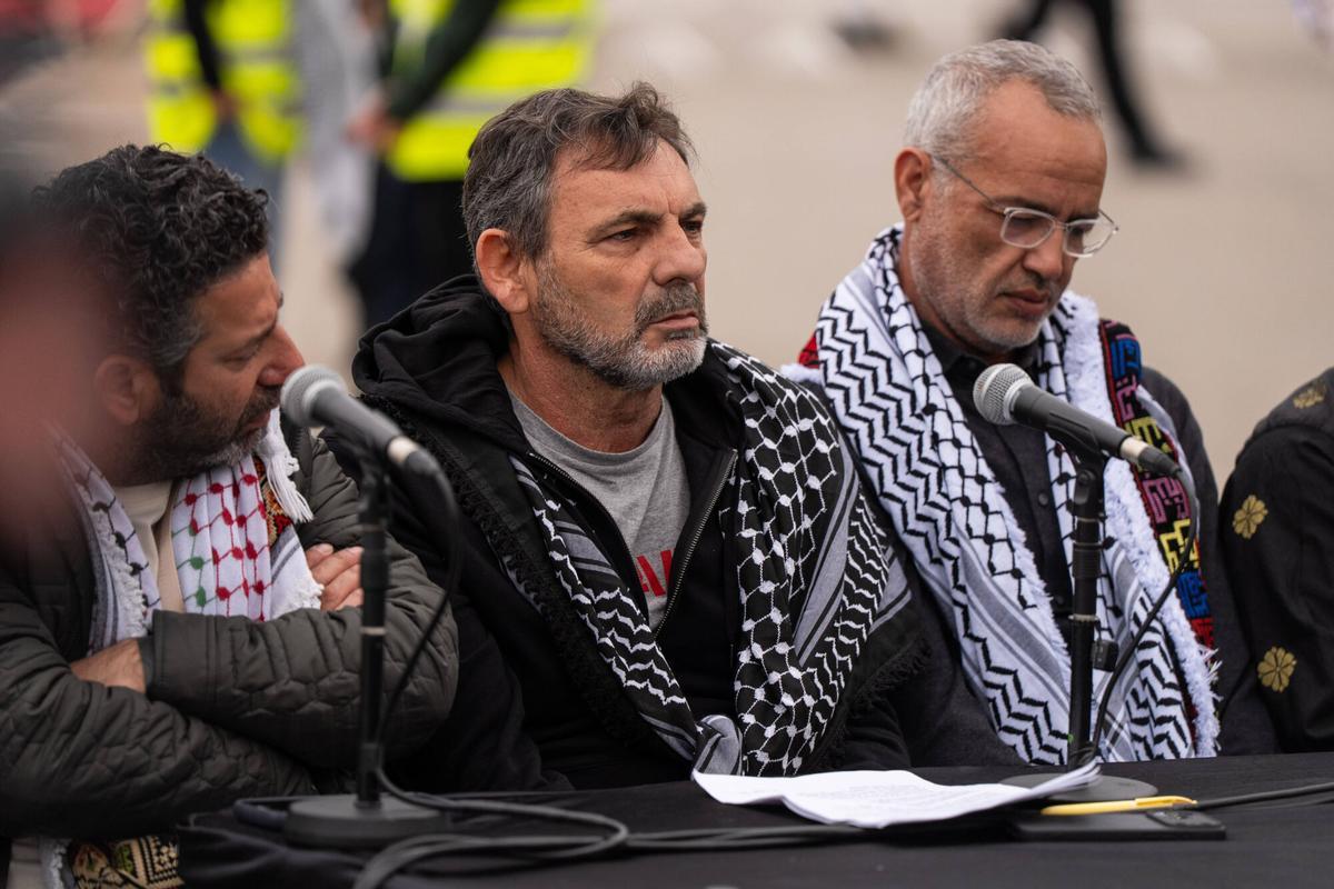 BARCELONA 12/04/2026 Sociedad. Una nueva flotilla con más de setenta embarcaciones y un millar de participantes se prepara para poner rumbo a Gaza, y el puerto de Barcelona se llena de actividades para apoyar la iniciativa. Foto de Zowy Voeten