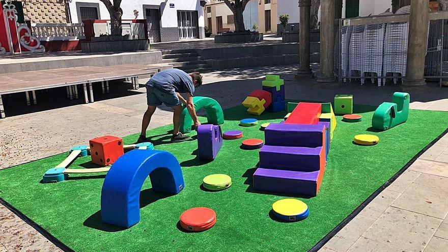 El municipio aldeano está preparado para un fin de semana en el que tiene a los juegos infantiles como uno de los protagonistas.