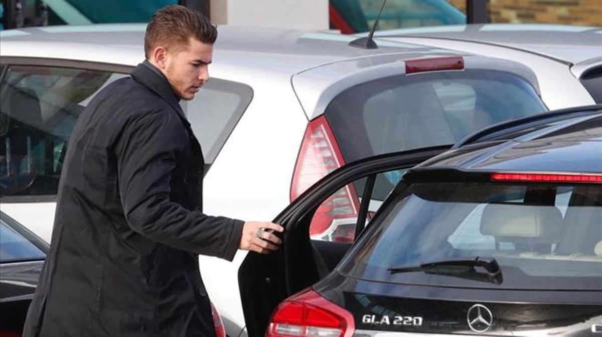 La Fiscalia demana 7 mesos de presó per al futbolista Lucas Hernández per maltractament,  aquest matí als jutjats de Madrid, 