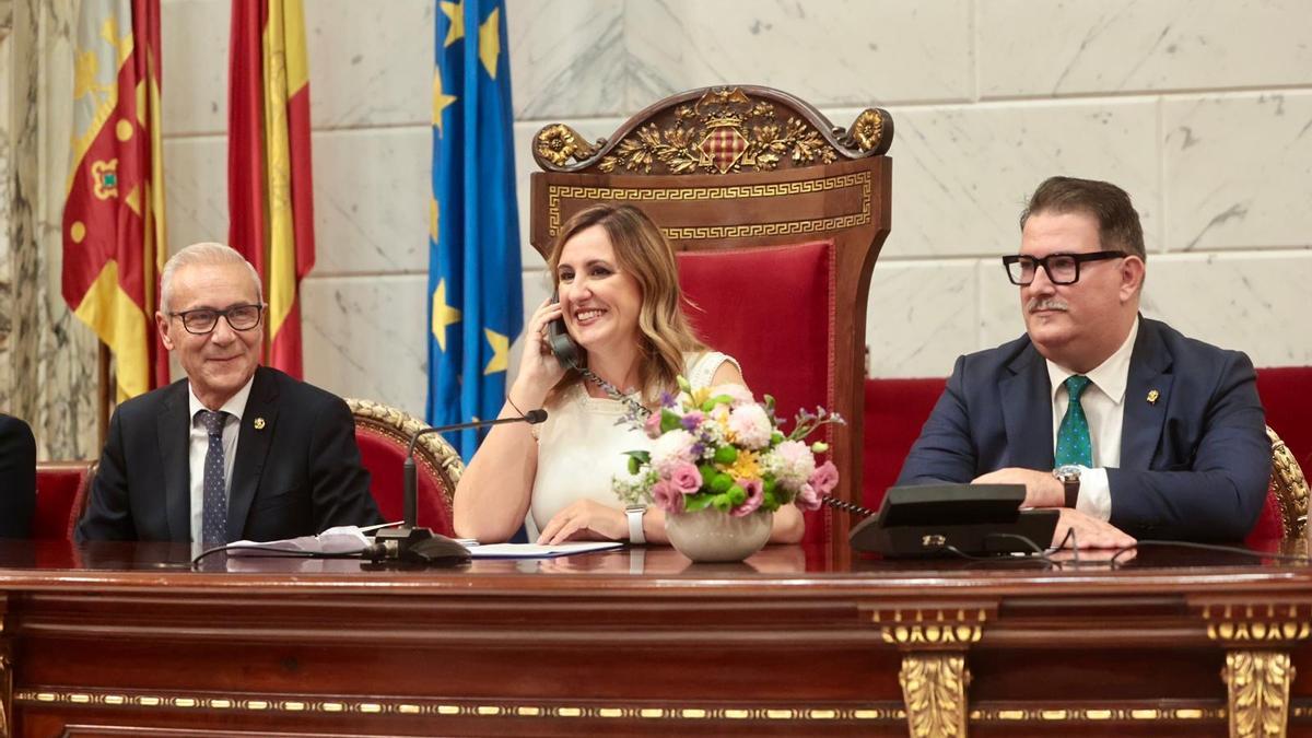 Garcés, a la derecha, con Ballester y Catalá durante la última "Telefonada"