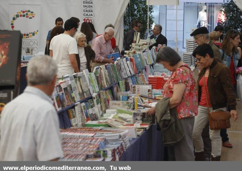 GALERIA FOTOS: Fira del Llibre en Castelló