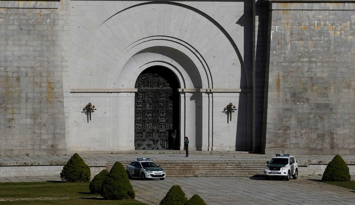 guardia-civil-vigila-valle-de-los-cados-20191013 jlr 3178