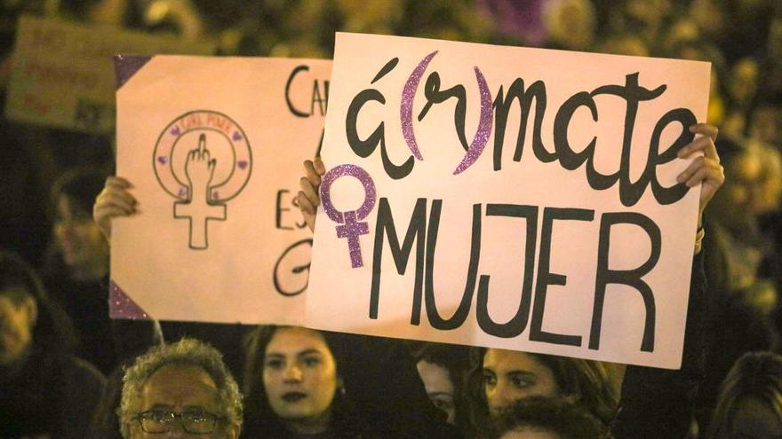 El colectivo feminista se manifiesta hoy en Cort contra el pacto de Andalucía