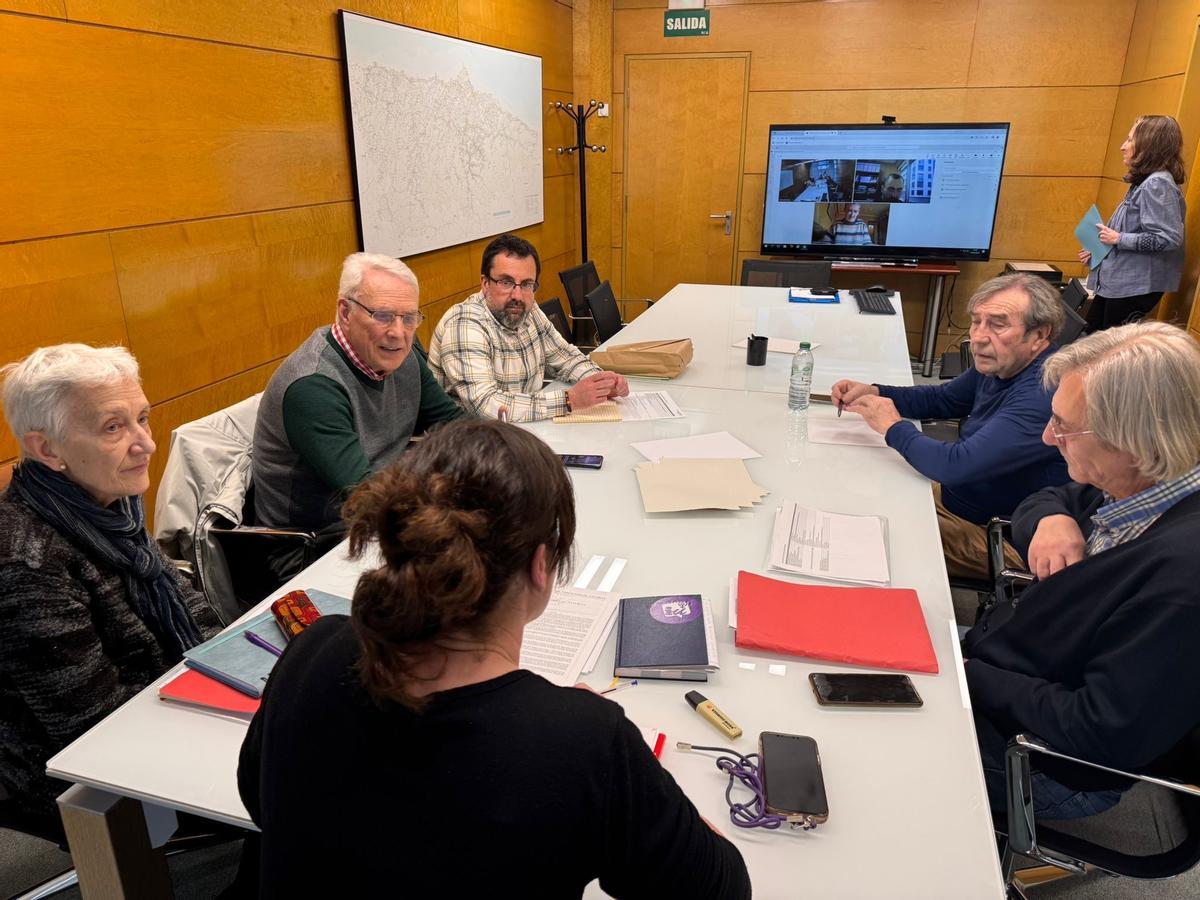 Reunión del comité sobre los lugares de memoria.