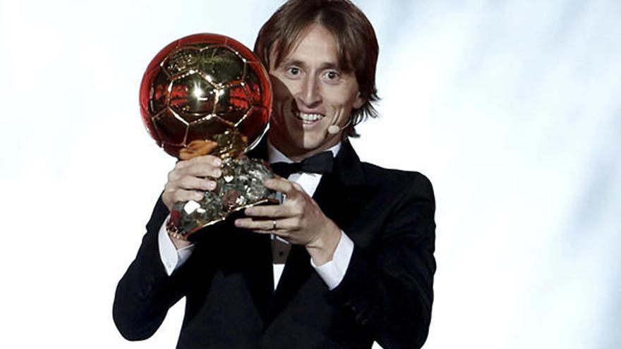 Luka Modric  guanya la Pilota d&#039;Or per davant  de Cristiano i Griezmann
