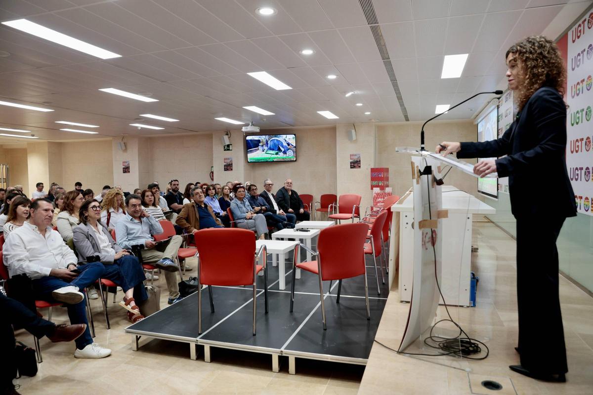 La jornada de UGT ha sido inaugurada por la secretaria de Estado de Turismo, Rosario Sánchez
