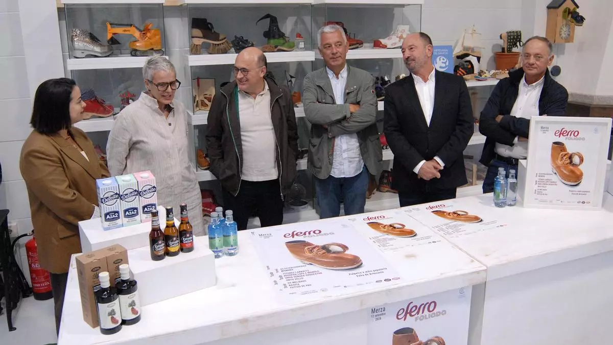 Presentación de la V edición de la Eferro Foliada que se celebra este 12 de septiembre en Merza, Vila de Cruces