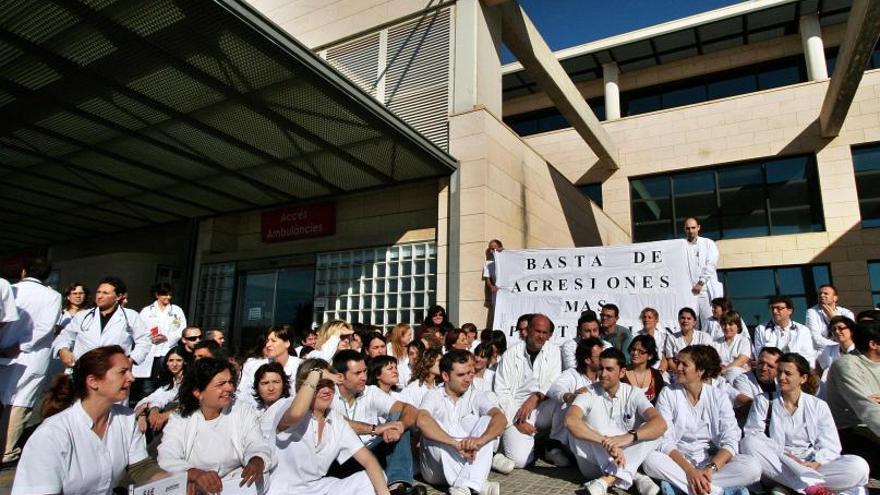 Las agresiones a las enfermeras de Baleares crecen un 87,4% en el último año