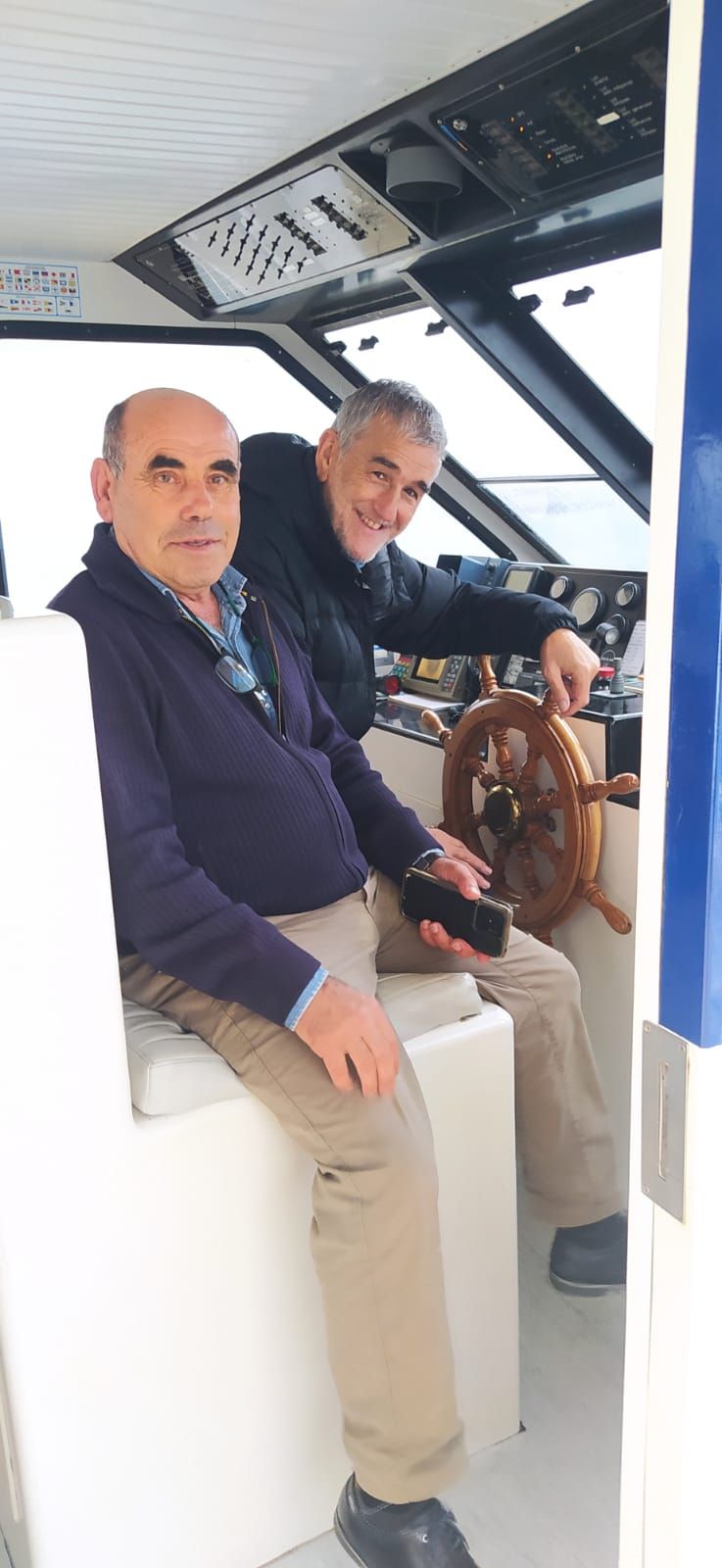 Gonzalo Naveiro e Iturriaga, al timón del “Fly Delfín”.