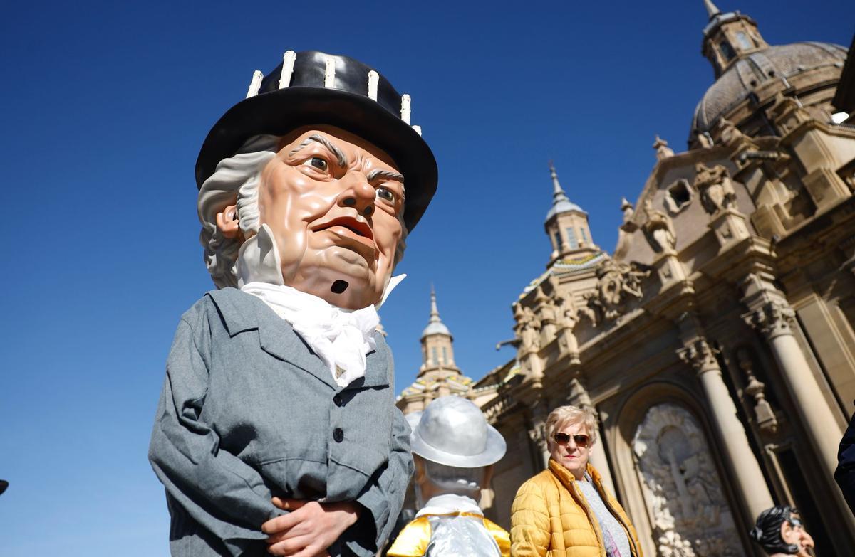 En imágenes | Así está siendo la gran fiesta popular de Zaragoza En imágenes | Así está siendo la gran fiesta popular de Zaragoza