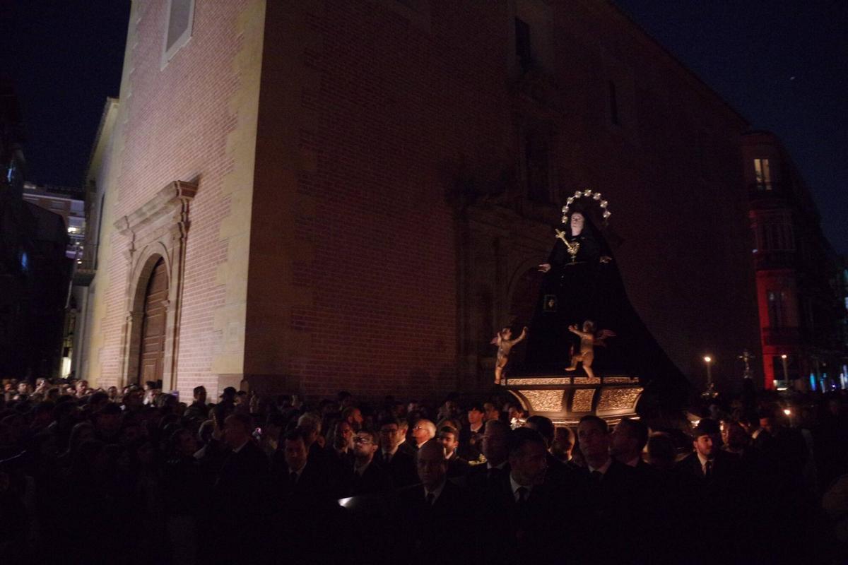 Salida procesional de Servitas este Viernes Santo de 2026.