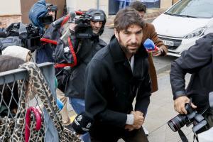 Cayetano Rivera atribuye su accidente de tráfico a un despiste y asegura sentirse acosado