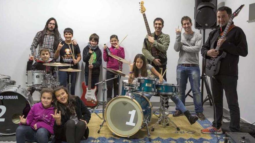 Alumnos de la primera escuela de rock de Castilla y León.
