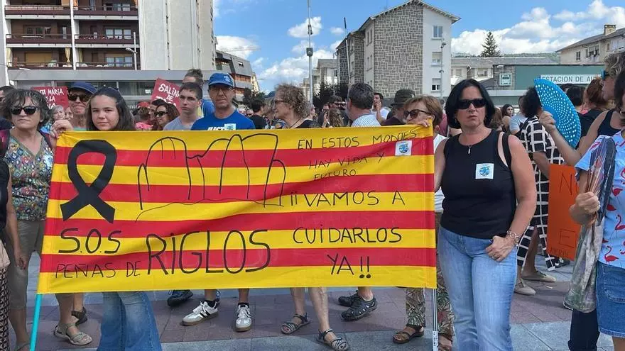 Manifestación en Jaca para exigir responsabilidades políticas por el incendio de Las Peñas de Riglos.