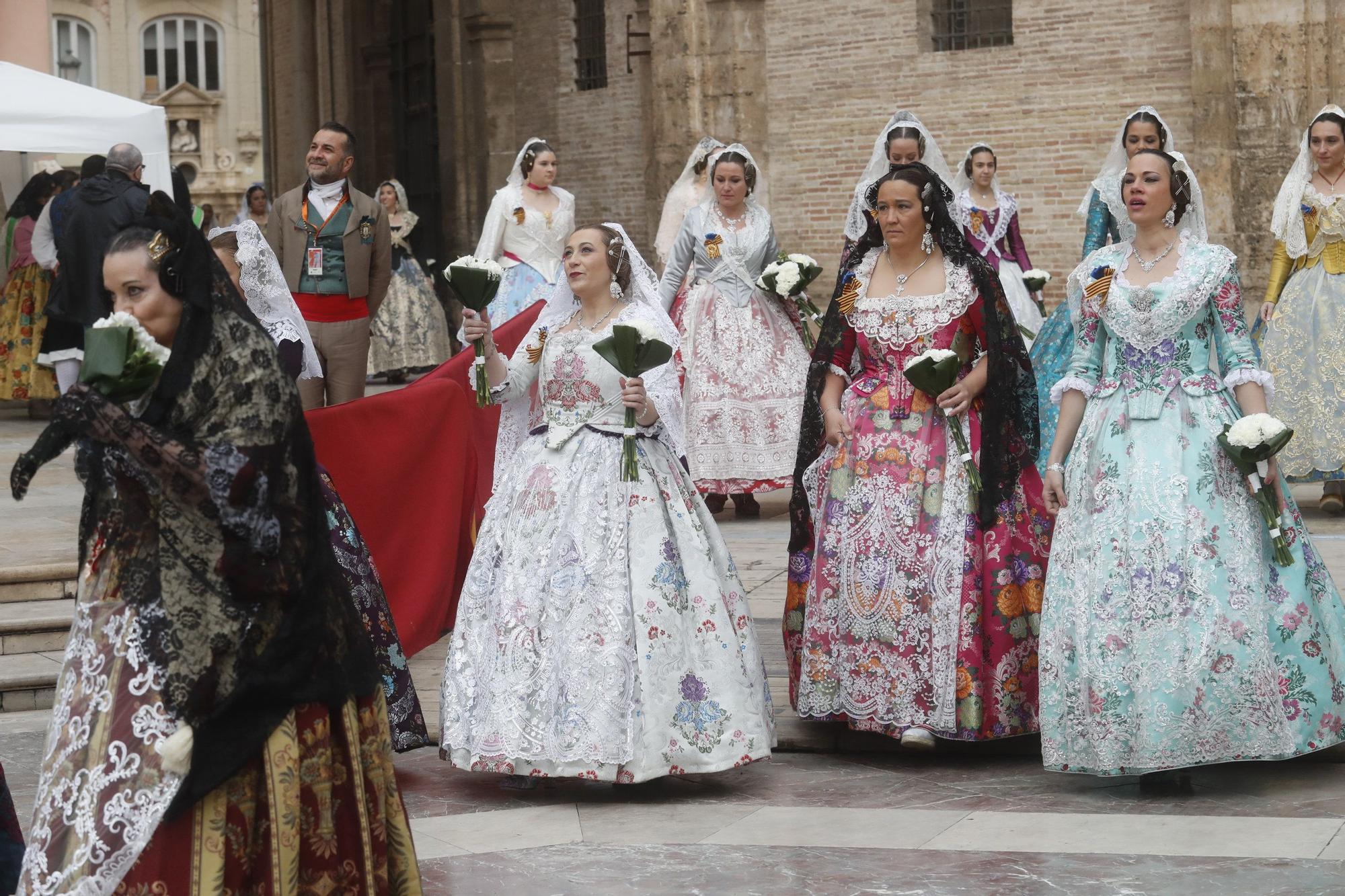 Búscate en el segundo día de ofrenda por la calle de la Paz (entre las 15:30 a las 17:00 horas)