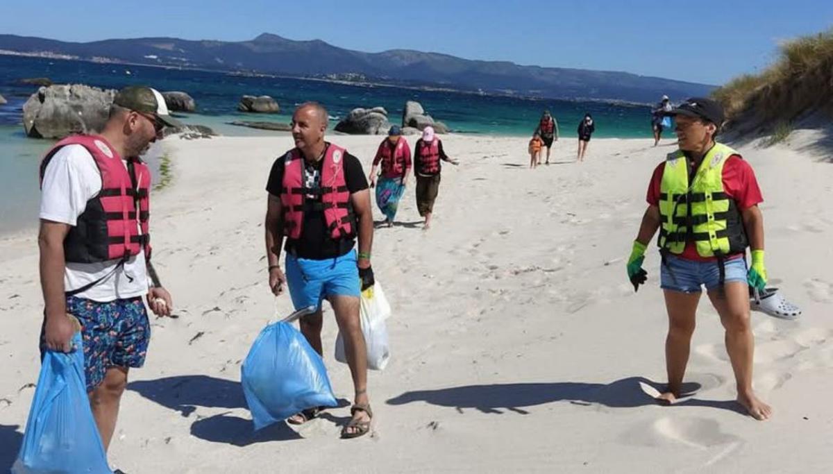 Una de las acciones en 
favor de la naturaleza. 
|  FdV