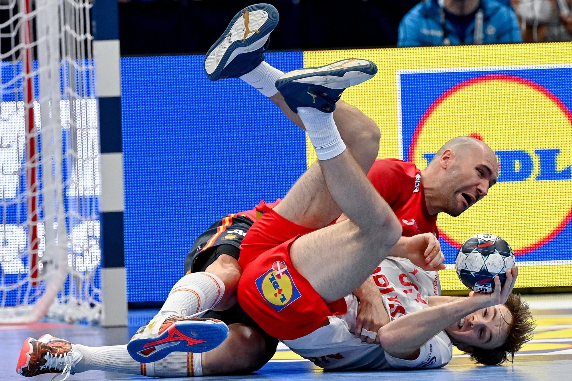 España alcanza la final del Europeo de Balonmano