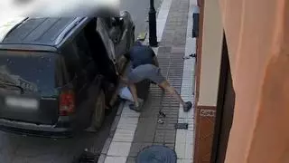 Dos guardias civiles fuera de servicio detienen in fraganti a un presunto ladrón en Sevilla