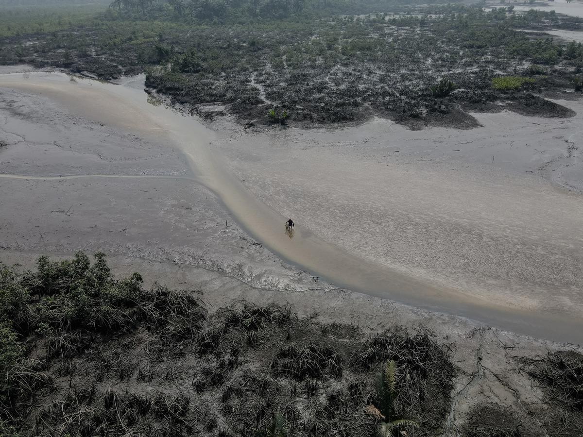 76 morts al bolcar una embarcació a Nigèria