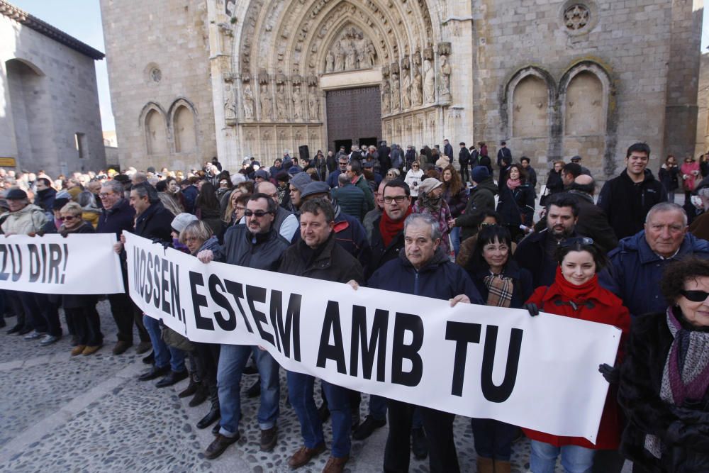 Protesta a Castelló en contra de la decisió del Bisbat de rellevar el mossèn