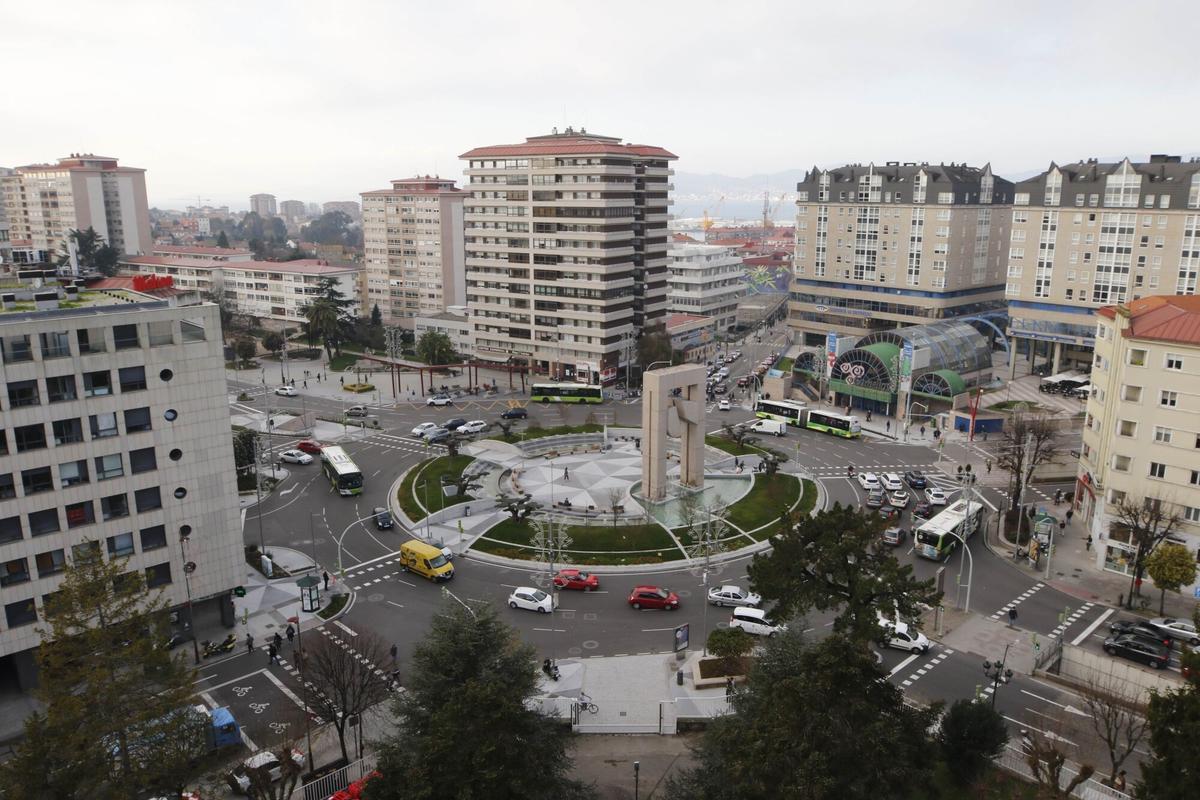 VISTA GENERAL DE LA PLAZA DE AMERICA TRAS SU RECIENTE HUMANIZACION. PORTA DO ATLANTICO. PRAZA AMERICA. VISTA DE LA CIUDAD DE VIGO