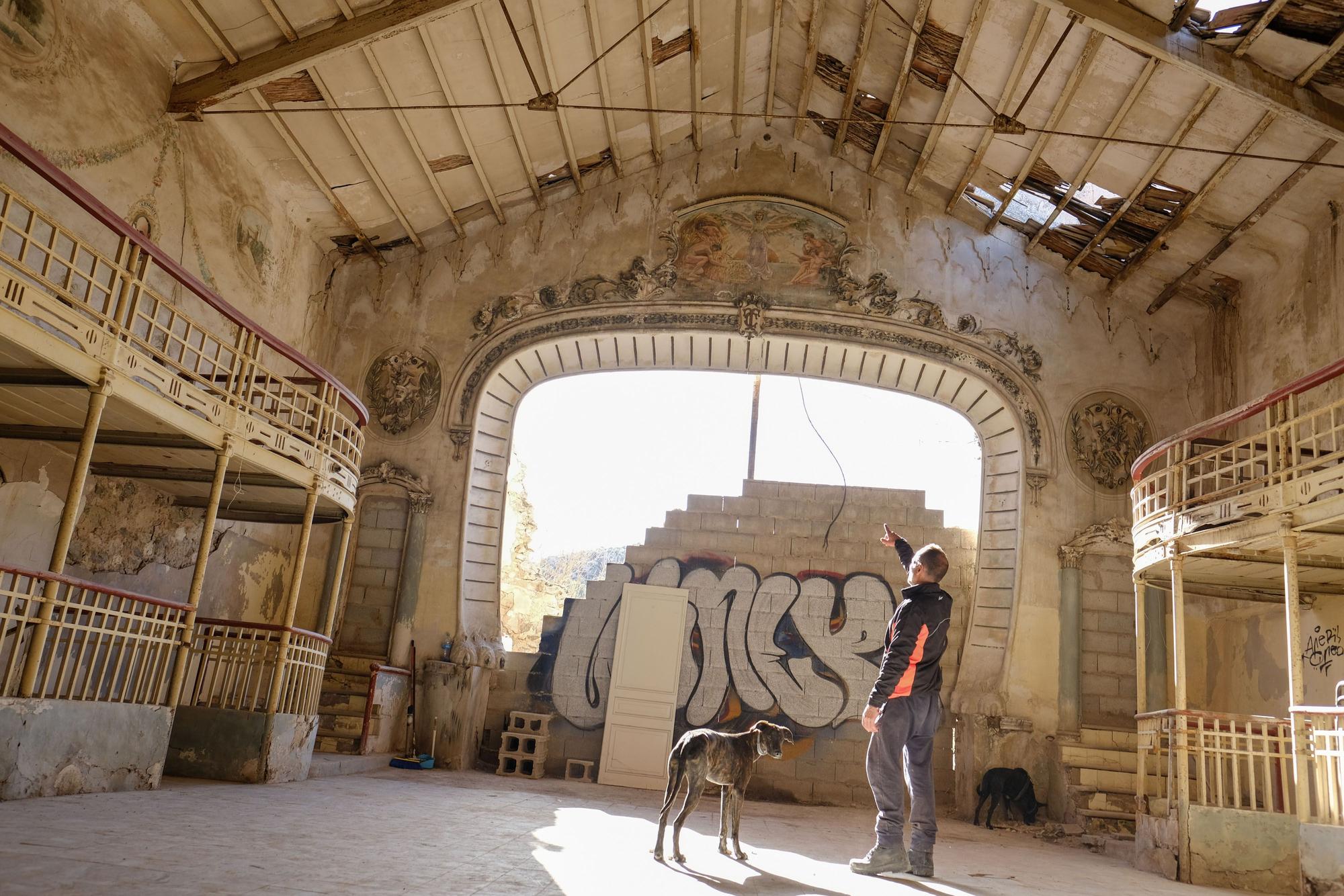 Así es la Colonia de Santa Eulalia, el pueblo donde se graba 'L'Alqueria Blanca'