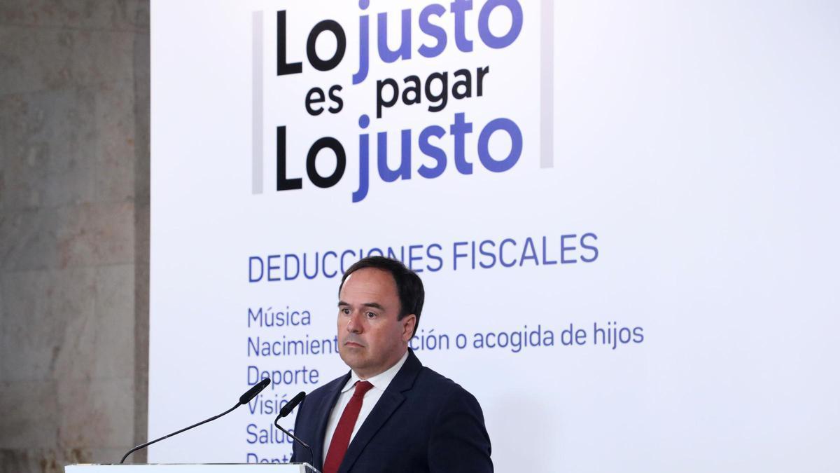 Juan Pérez Llorca.