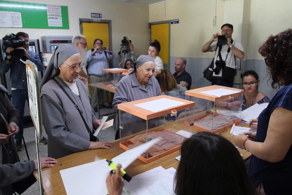 Así se vive la jornada electoral en Galicia